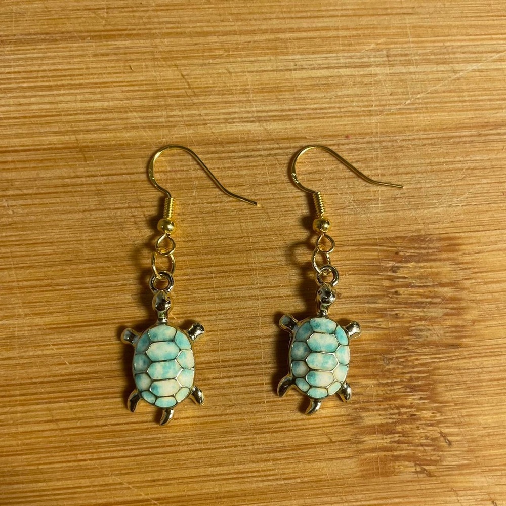 mini turtle earrings